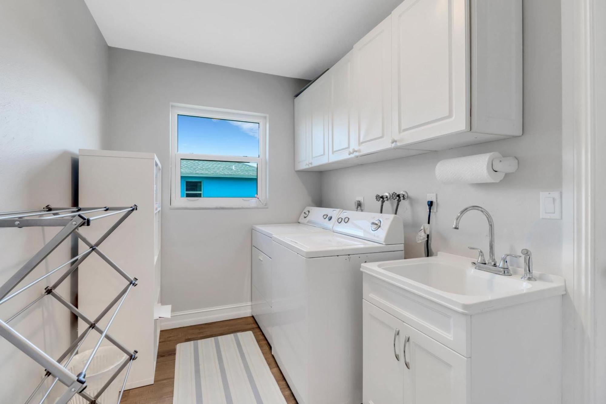 Inviting Lakeview Home L Pool L Close To Beaches Marco Island Kültér fotó