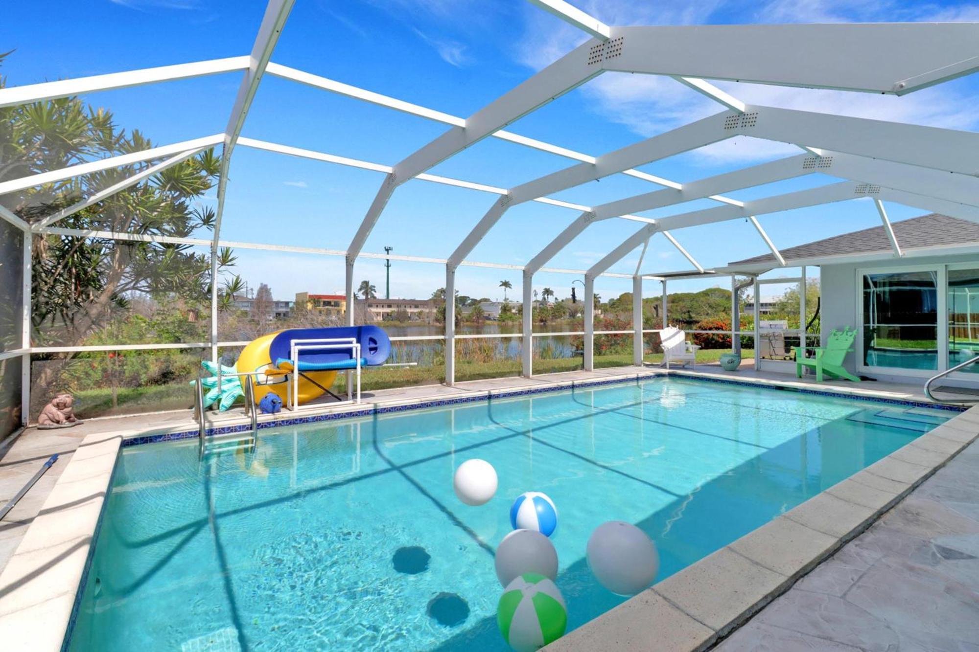 Inviting Lakeview Home L Pool L Close To Beaches Marco Island Kültér fotó