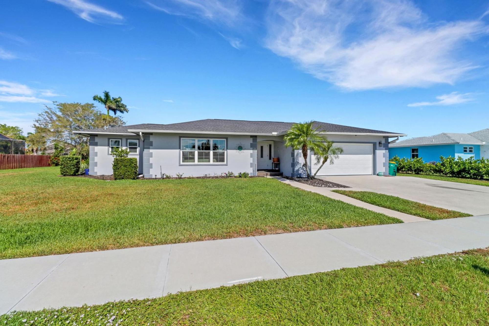 Inviting Lakeview Home L Pool L Close To Beaches Marco Island Kültér fotó